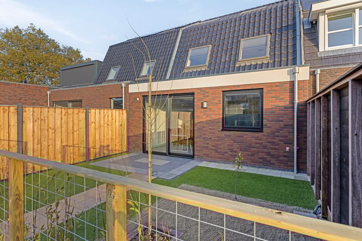 Foto 32 van Hoefsmid 5