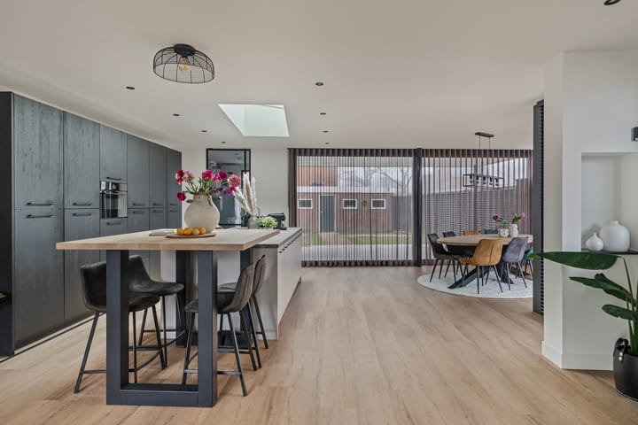 Foto 3 van Herlaerstraat 1