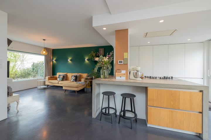 Photo 10 of M H Tromplaan 33