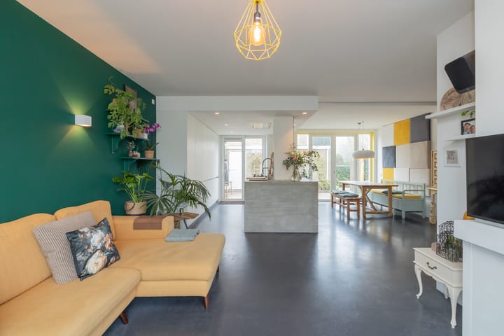 Photo 13 of M H Tromplaan 33