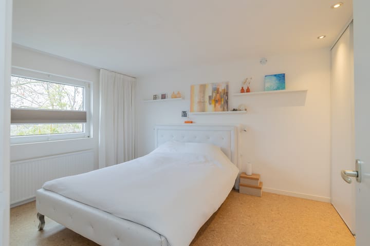 Photo 24 of M H Tromplaan 33