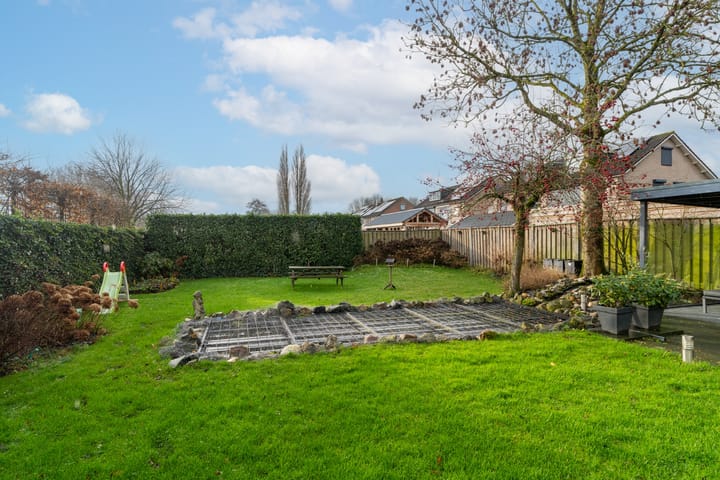 Foto 32 van Alb.Schweitzerlaan 2-A