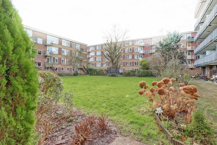 Photo 33 of Briljantlaan 144