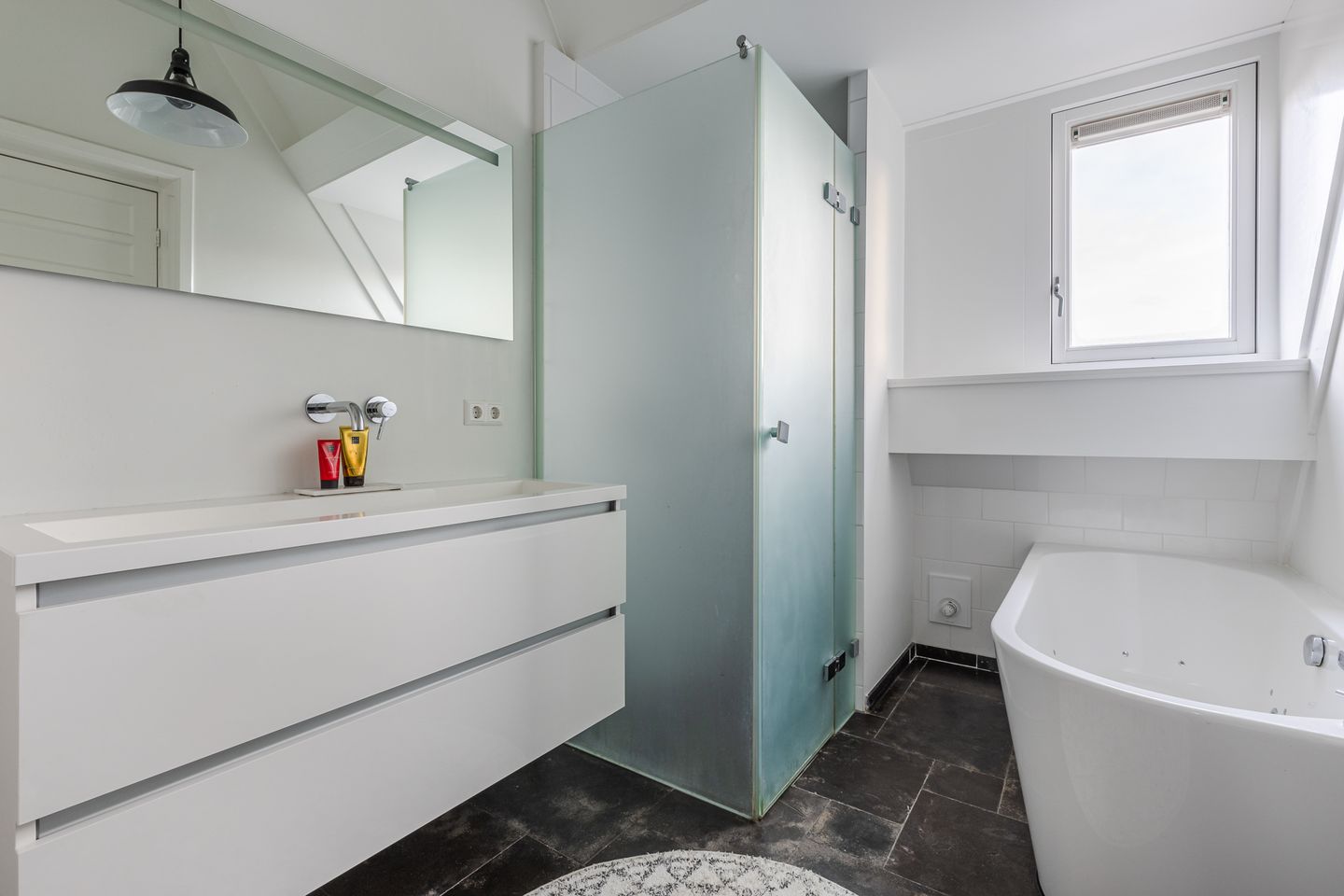 Foto 29 van Kerkdwarsstraat 5