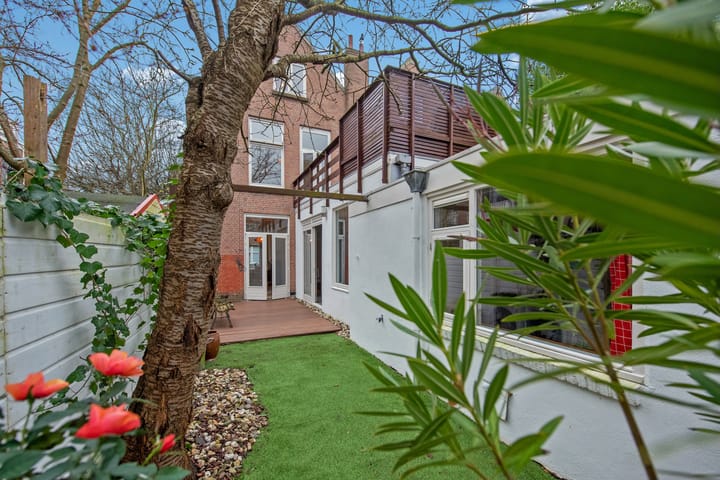 Foto 2 van Cornelis Trompstraat 2