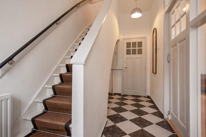 Photo 10 of Cornelis Trompstraat 2