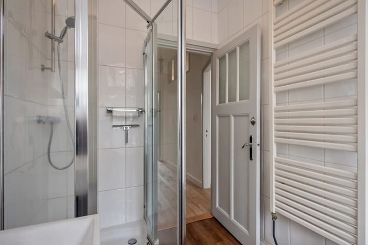 Photo 32 of Cornelis Trompstraat 2