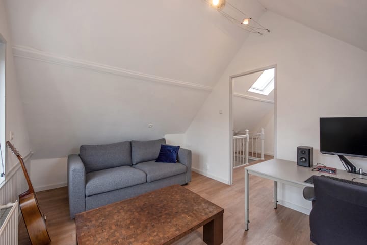 Photo 40 of Cornelis Trompstraat 2