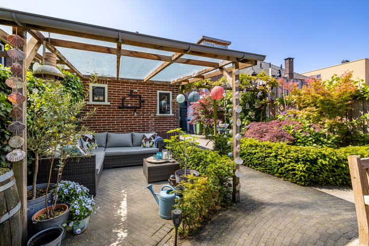 Photo 30 of Rozenstraat 8