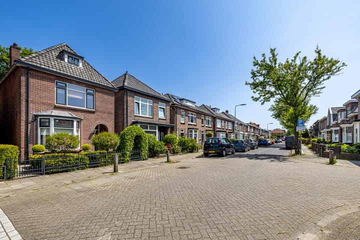 Photo 31 of Rozenstraat 8