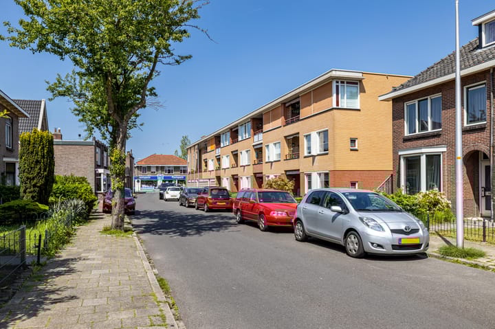 Photo 32 of Rozenstraat 8