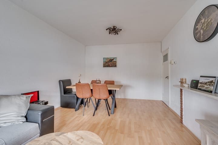 Foto 5 van Staringstraat 2