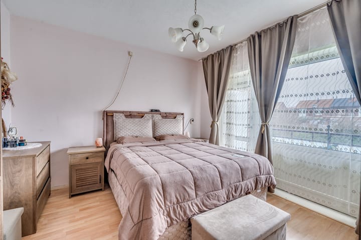 Foto 11 van Staringstraat 2