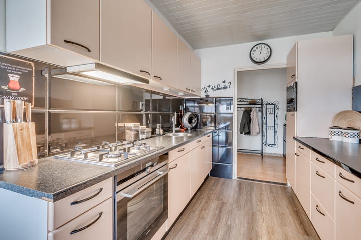 Foto 14 van Staringstraat 2