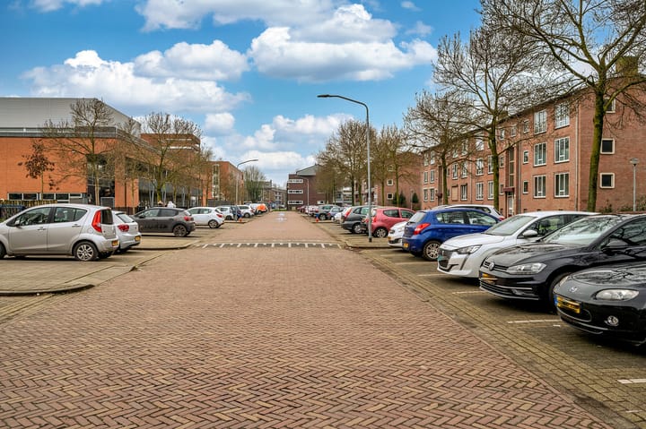 Foto 18 van Staringstraat 2