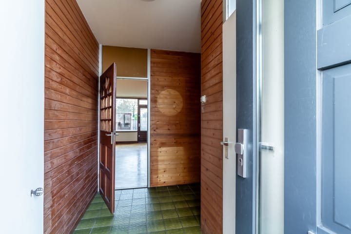 Photo 8 of Rossinistraat 17