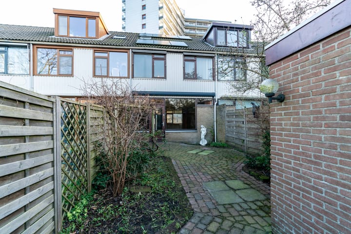 Photo 12 of Rossinistraat 17