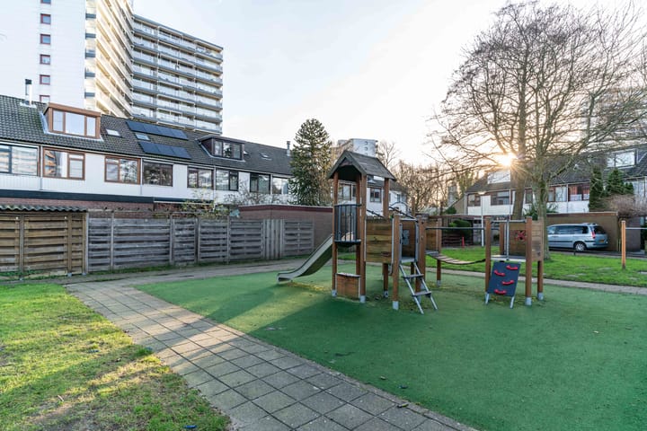 Photo 13 of Rossinistraat 17