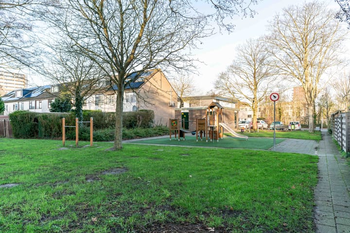 Photo 33 of Rossinistraat 17