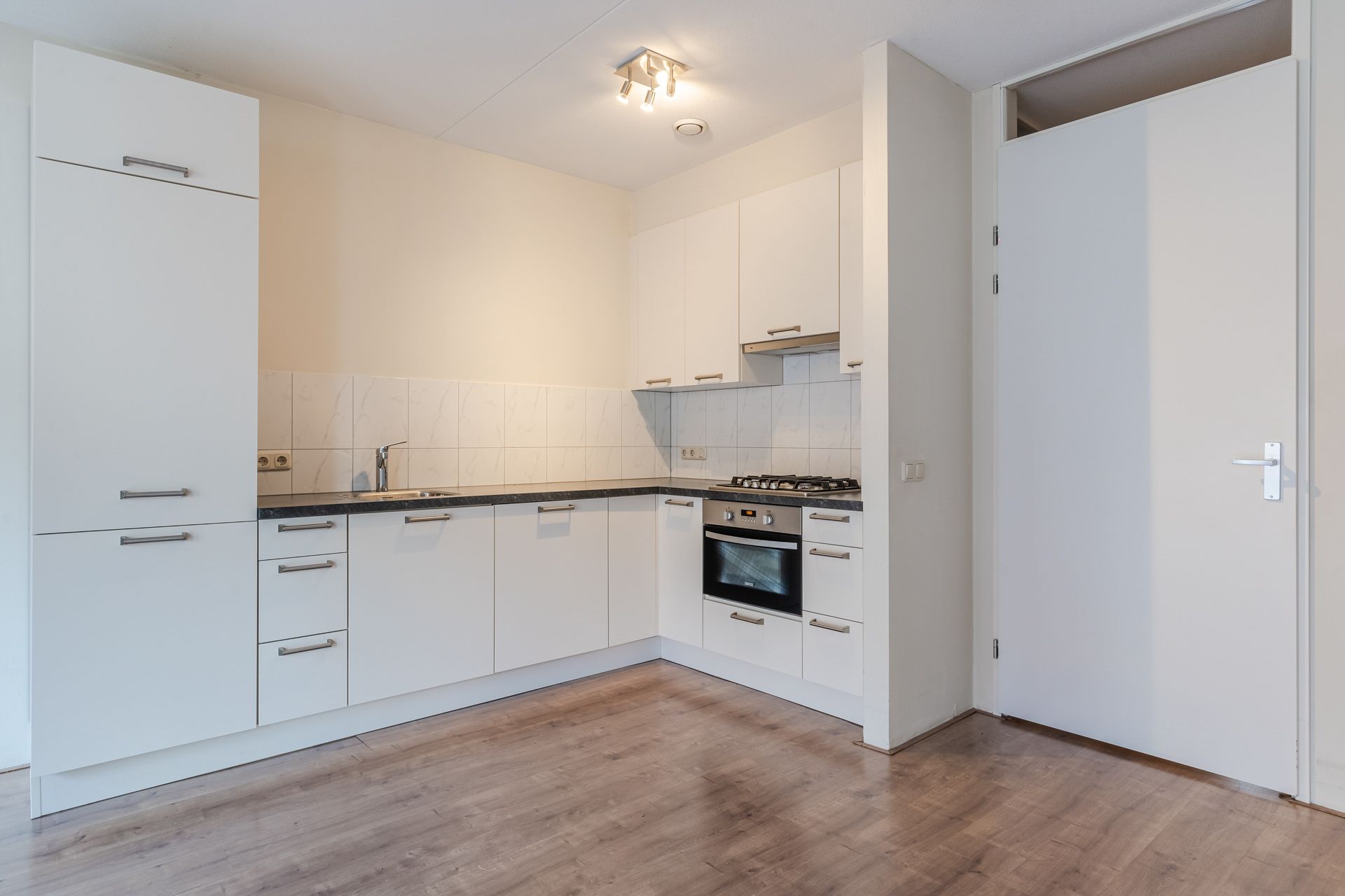 Foto 3 van Scheerestraat 9