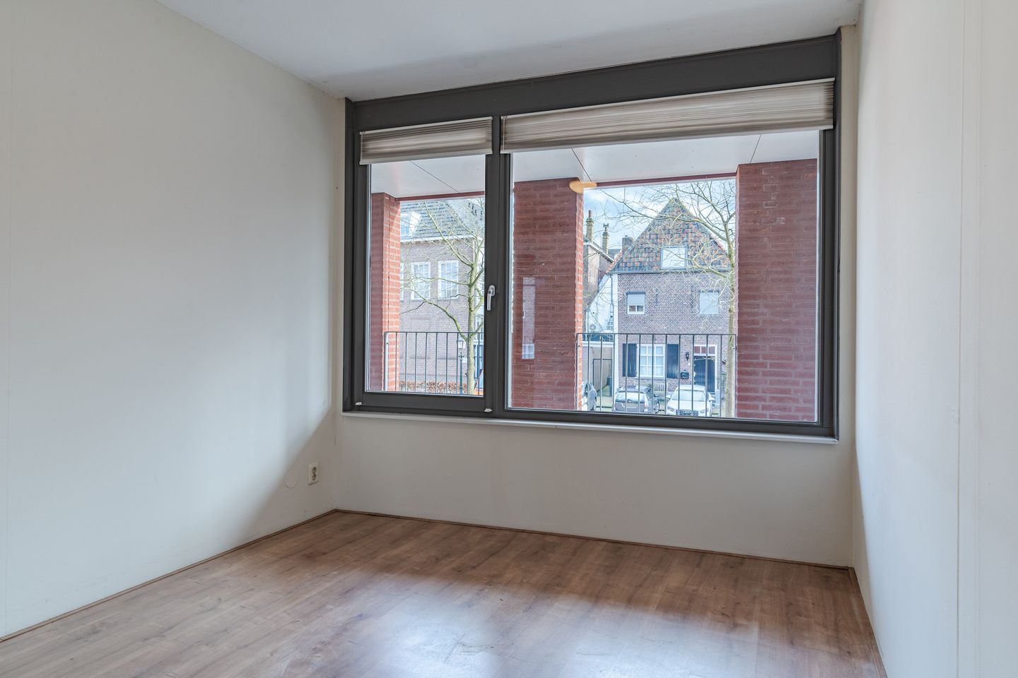 Foto 10 van Scheerestraat 9