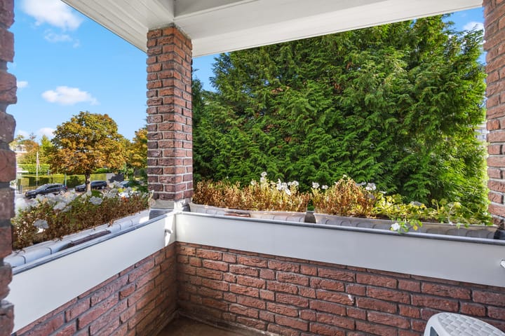 Photo 30 of Oosteinde 194