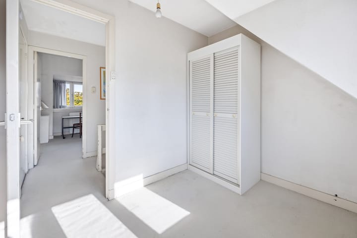 Photo 45 of Oosteinde 194