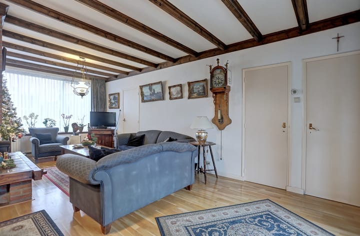 Photo 8 of Treubstraat 28