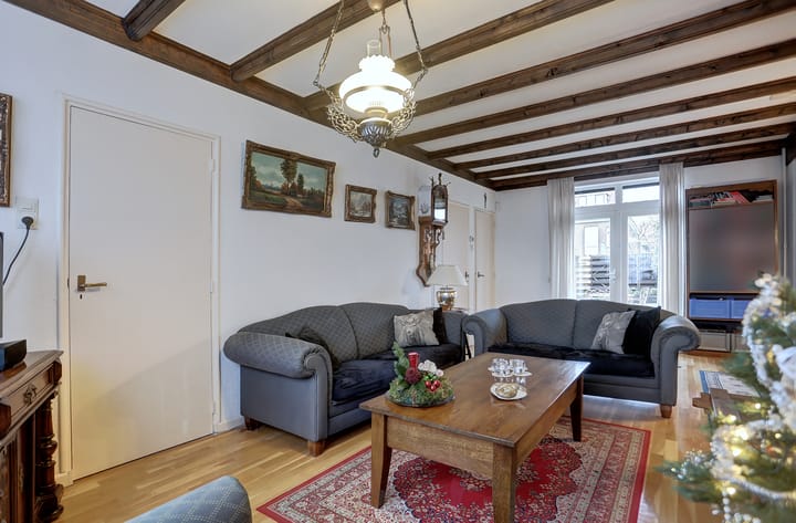 Photo 9 of Treubstraat 28