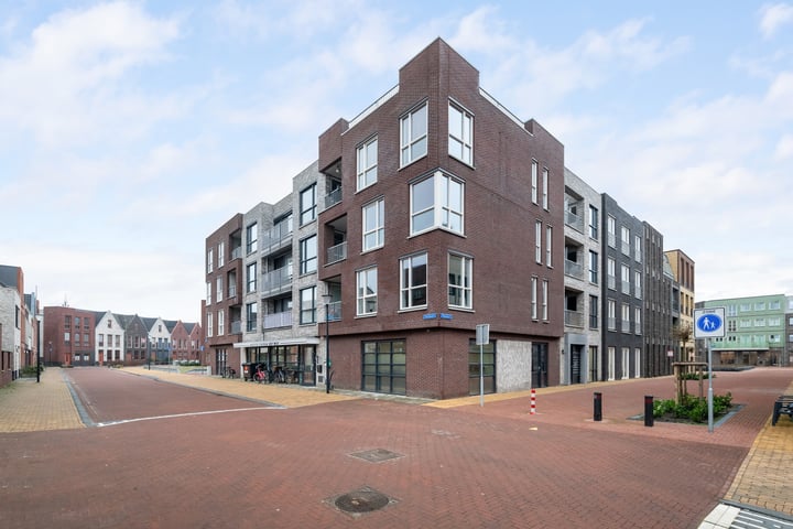 Bekijk foto van Pleinbuurt 20