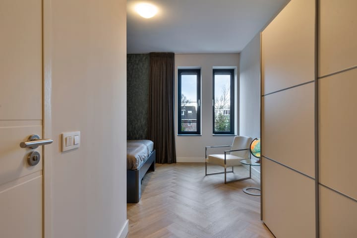 Foto 22 van Burgemeester Rijnderslaan 428