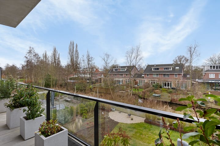 Foto 28 van Burgemeester Rijnderslaan 428