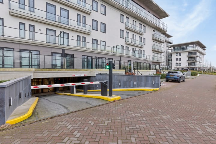 Foto 33 van Burgemeester Rijnderslaan 428