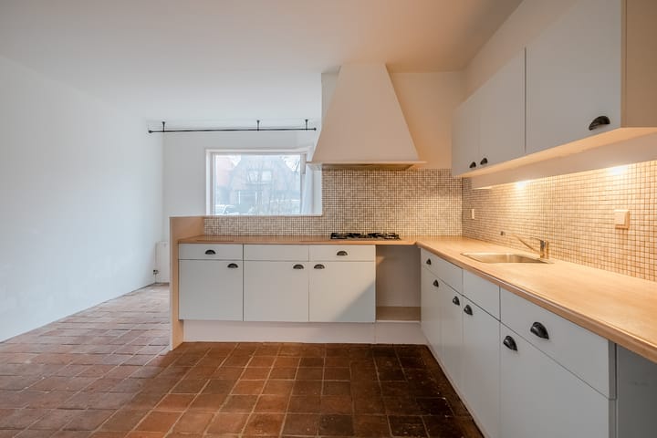 Photo 11 of Nieuweweg 115