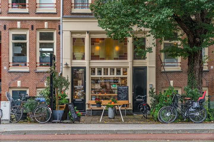 Photo 25 of Johannes van der Waalsstraat 2-2