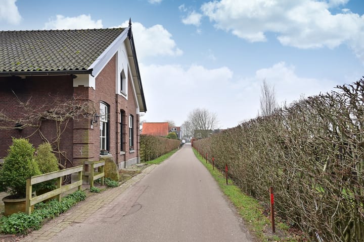 Photo 19 of Noordereinde 257