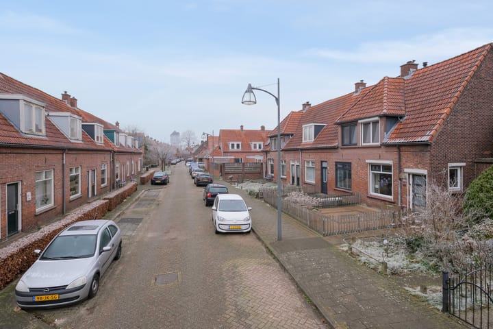 Foto 32 van Zwanebloemstraat 42