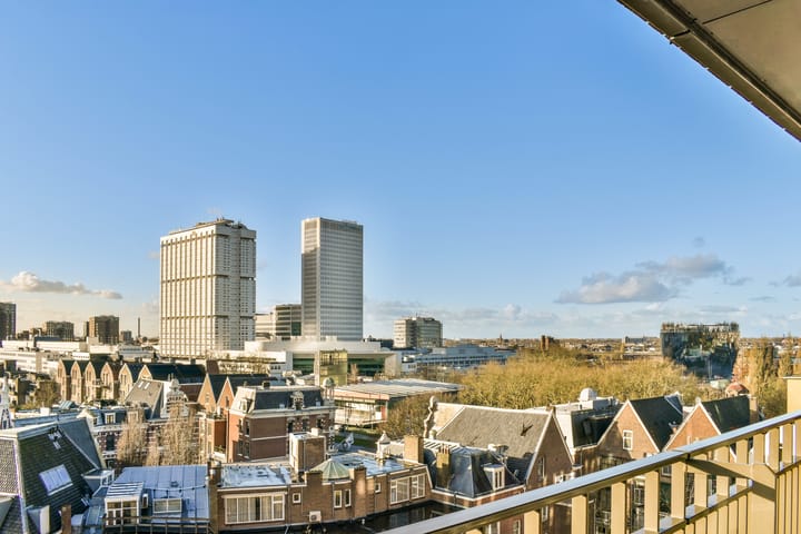 Foto 16 van Van Vollenhovenstraat 3-809