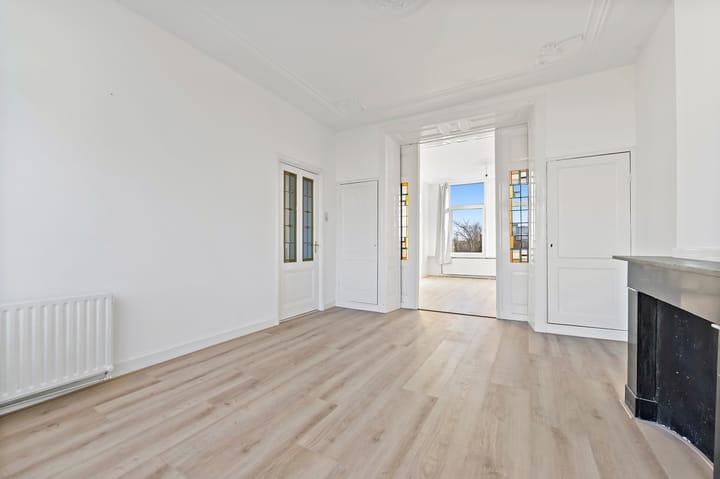 Photo 12 of Loosduinseweg 997-A