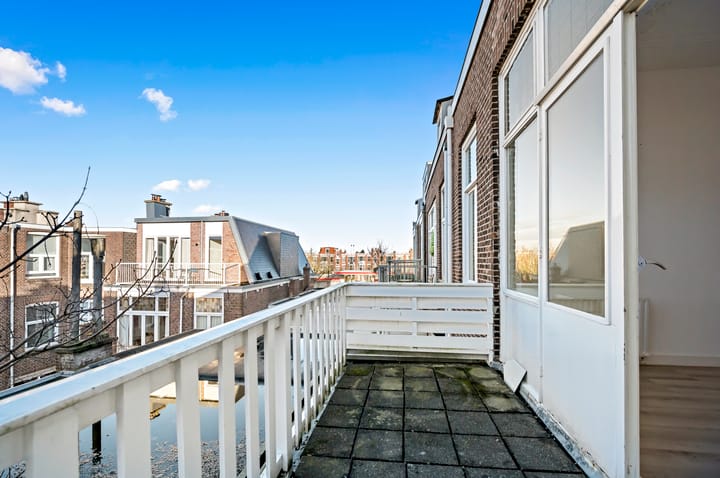 Photo 14 of Loosduinseweg 997-A