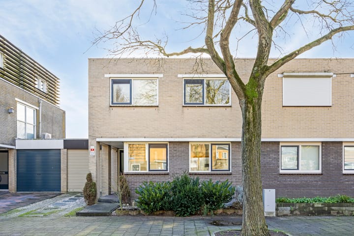 Foto 42 van Adrianus van Waertweg 22