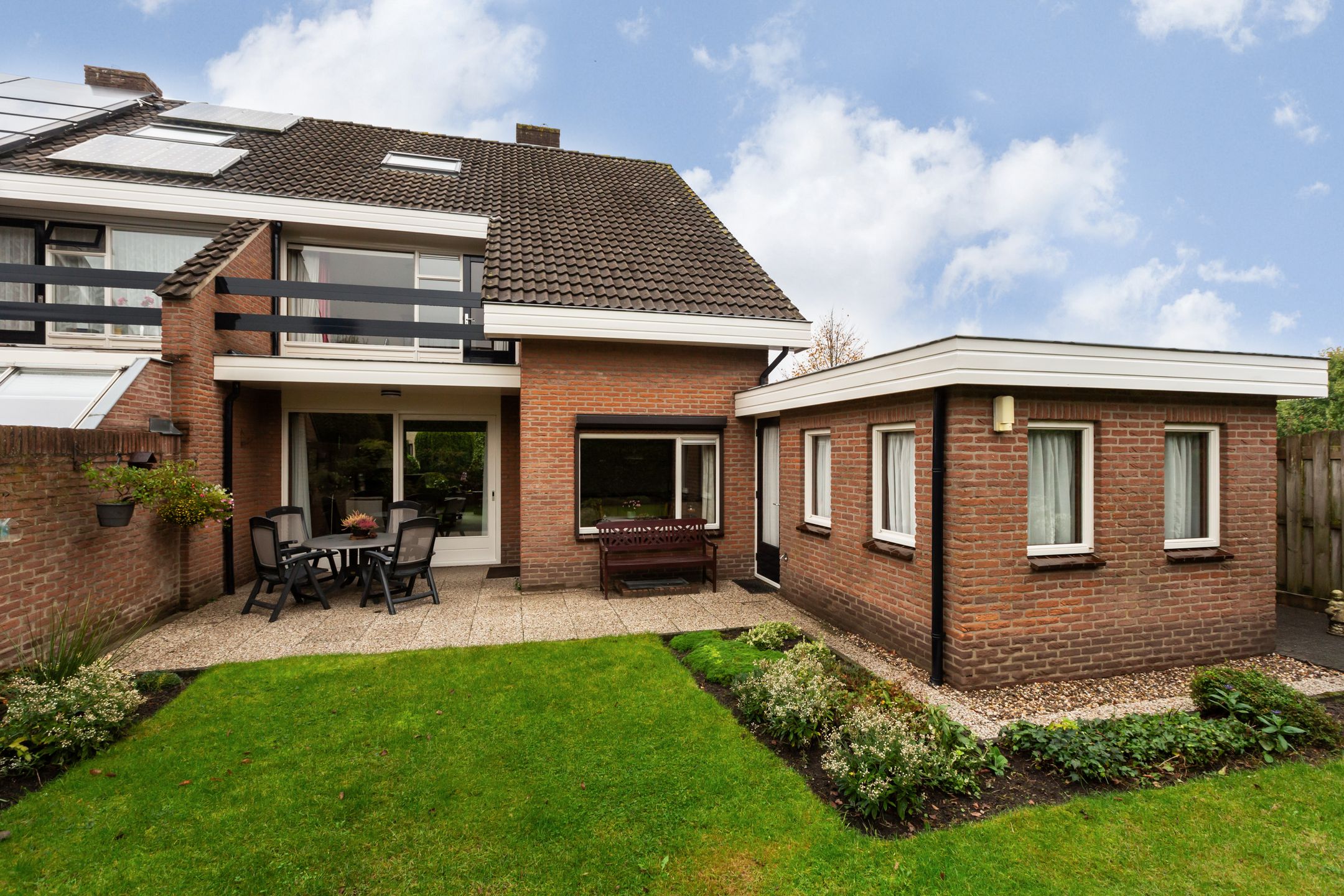 Foto 3 van van Weesstraat 9