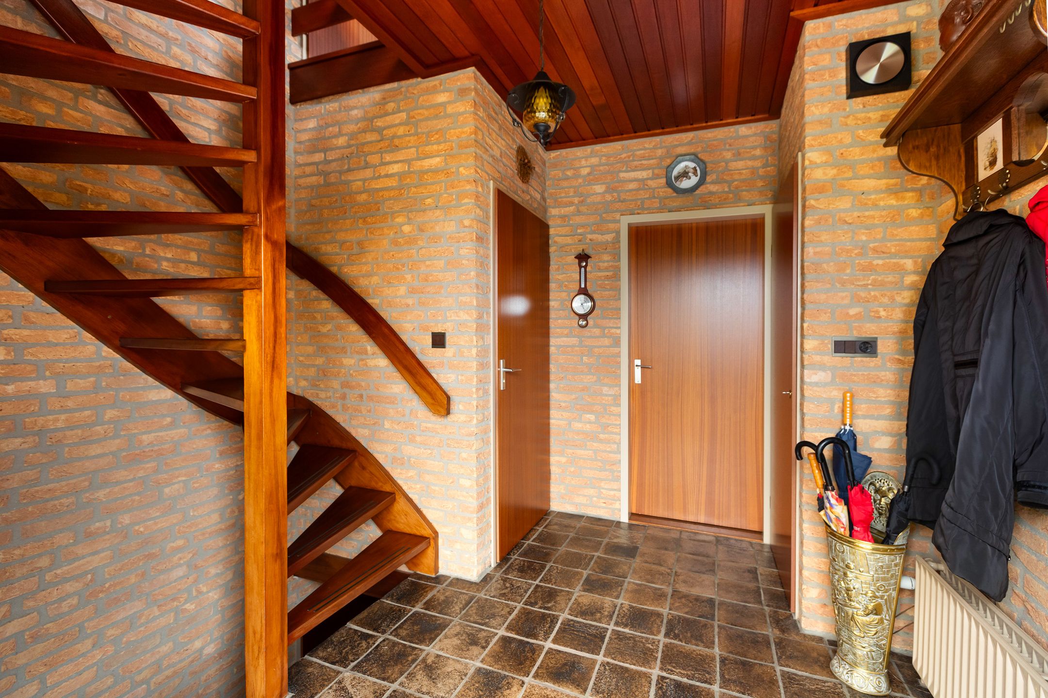 Foto 18 van van Weesstraat 9