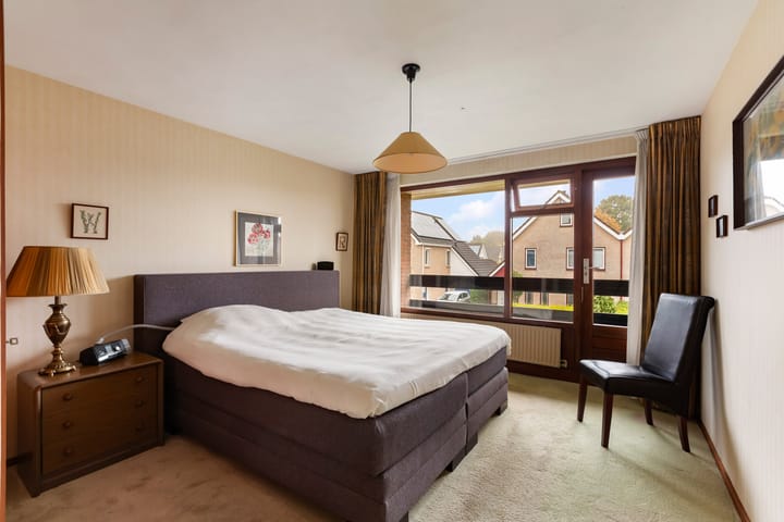 Foto 21 van van Weesstraat 9