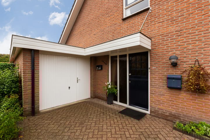 Foto 4 van van Weesstraat 9