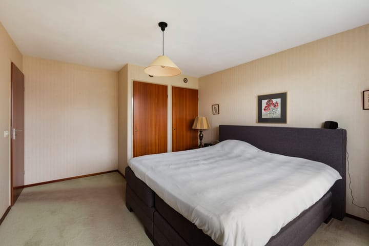 Foto 20 van van Weesstraat 9