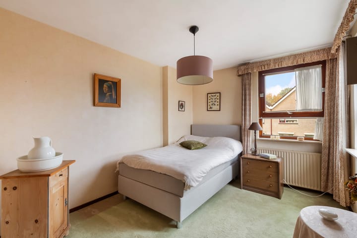 Foto 23 van van Weesstraat 9