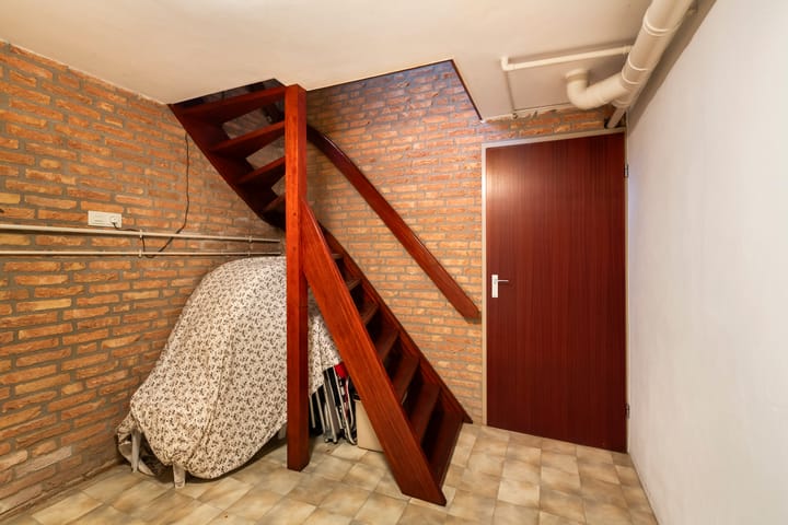 Foto 31 van van Weesstraat 9