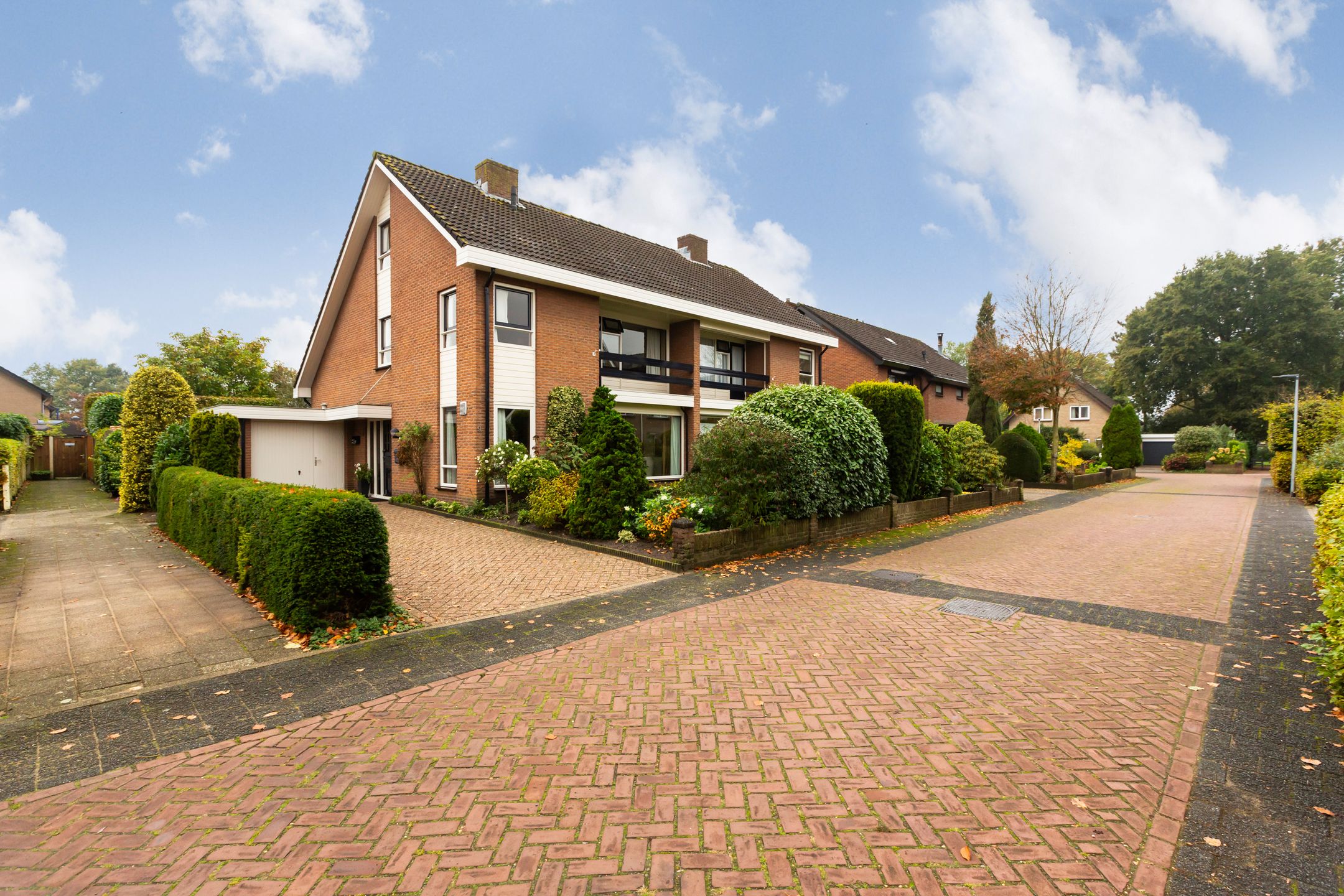 Foto 39 van van Weesstraat 9