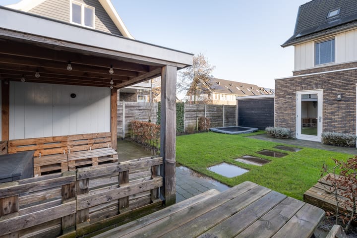 Foto 35 van Ternate 46